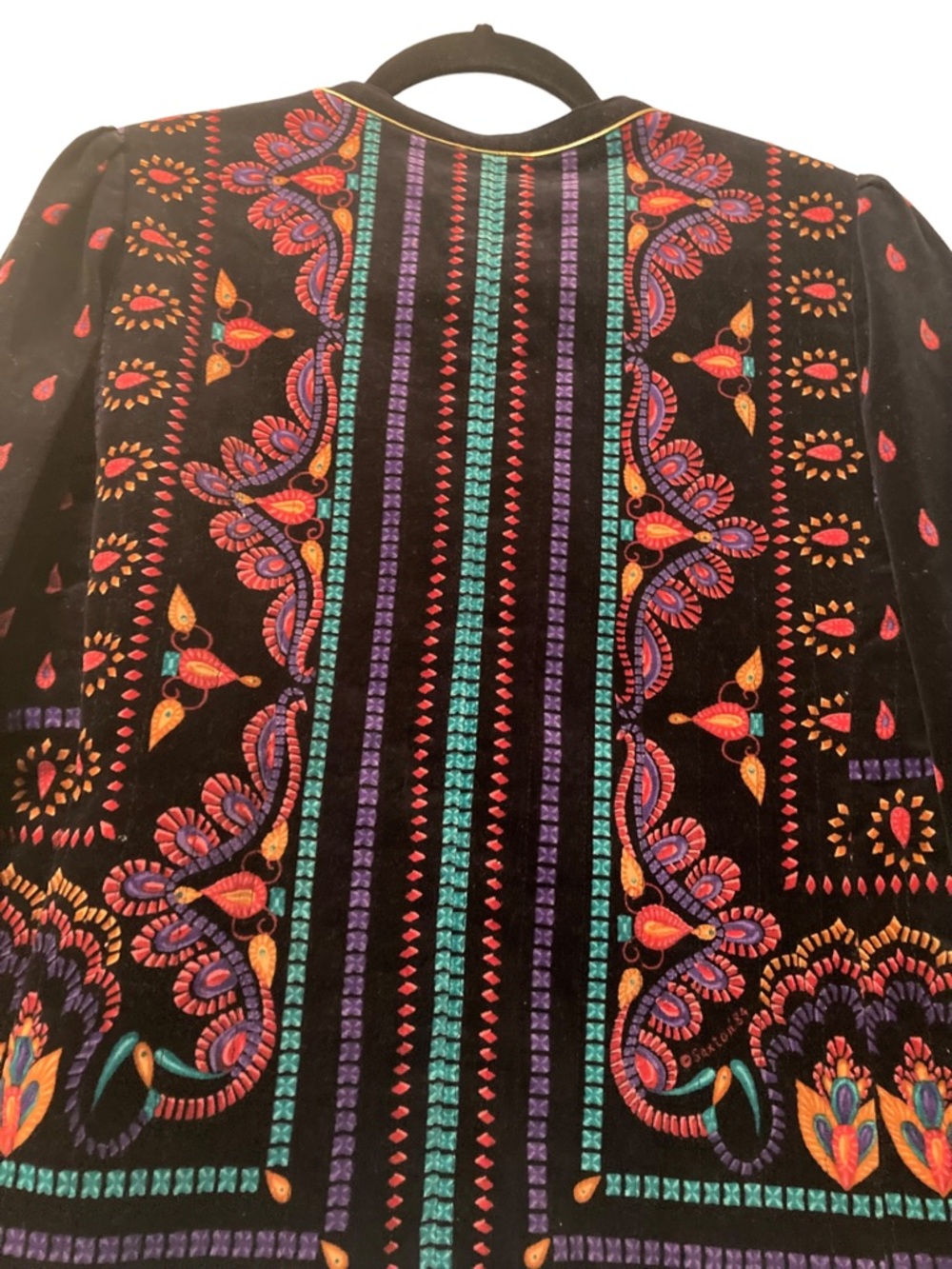 Vintage 1980’s Saxton Hall Embroidered Velvet Jacket with Multicolor Accents - Picture 14 of 16